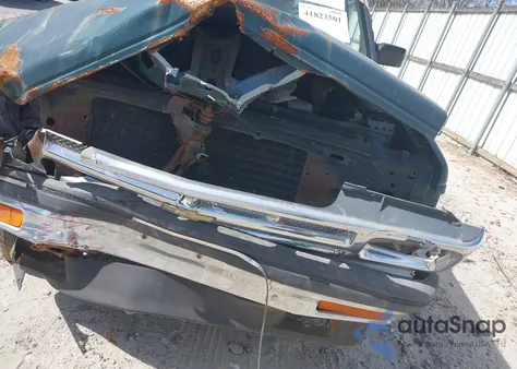 1994 Chevrolet Blazer S10 из США, поврежденный, VIN 1GNCS13W3R0180933